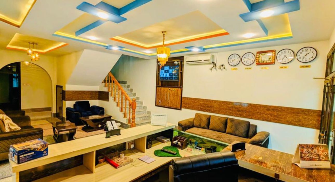 🏞️ 4 Days Kashmir Valley Tour Package – TrippyTrips